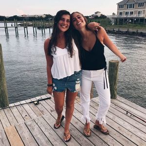 Meet your Posher, Maya